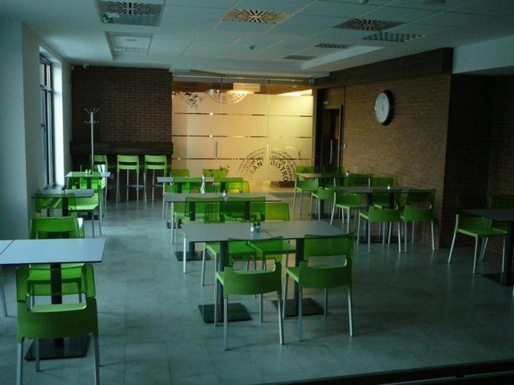 F - Team Hotel Liptovský Hrádok Eksteriør billede